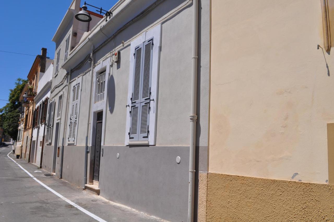 Casa Di Mario Appartamento In Centro Storico Con Due Camere Da Letto E Terrazze 칼리아리 외부 사진